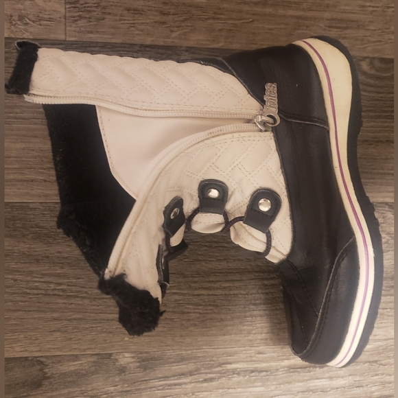 TOTES LITTLE GIRLS WINTER BOOTS | SIZE 1 | GENTLY PRE-LOVED | SO ADORABLE!!! - Picture 5 of 10